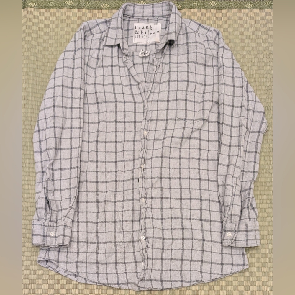 Frank & Eileen Shirley Button Up Shirt Women's Size Small Made in USA